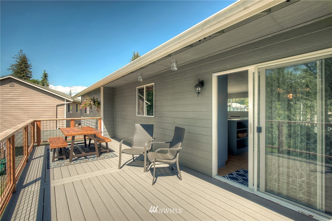 201 Morgan Road Everett, WA 98203 - Photo 28 of 29 a outdoor space with chairs