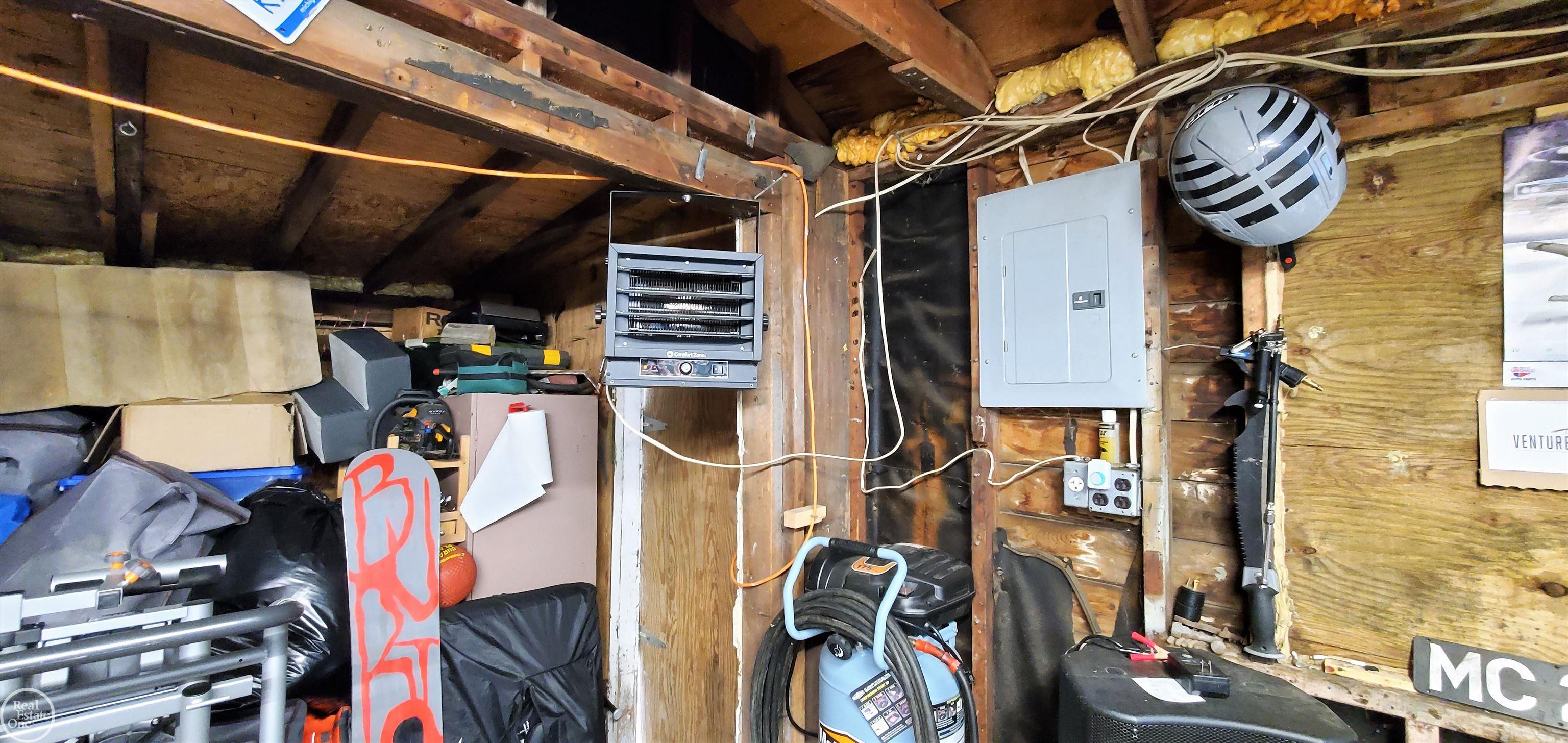 8815 Marsh Road Algonac, MI 48001 - Photo 73 of 77 50108341-72.JPG
