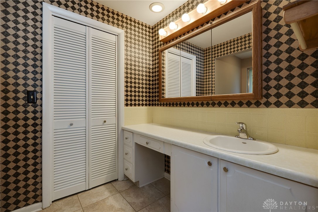5660 Overbrooke Road Dayton, OH 45440 - Photo 27 of 37 Gallery Image 27