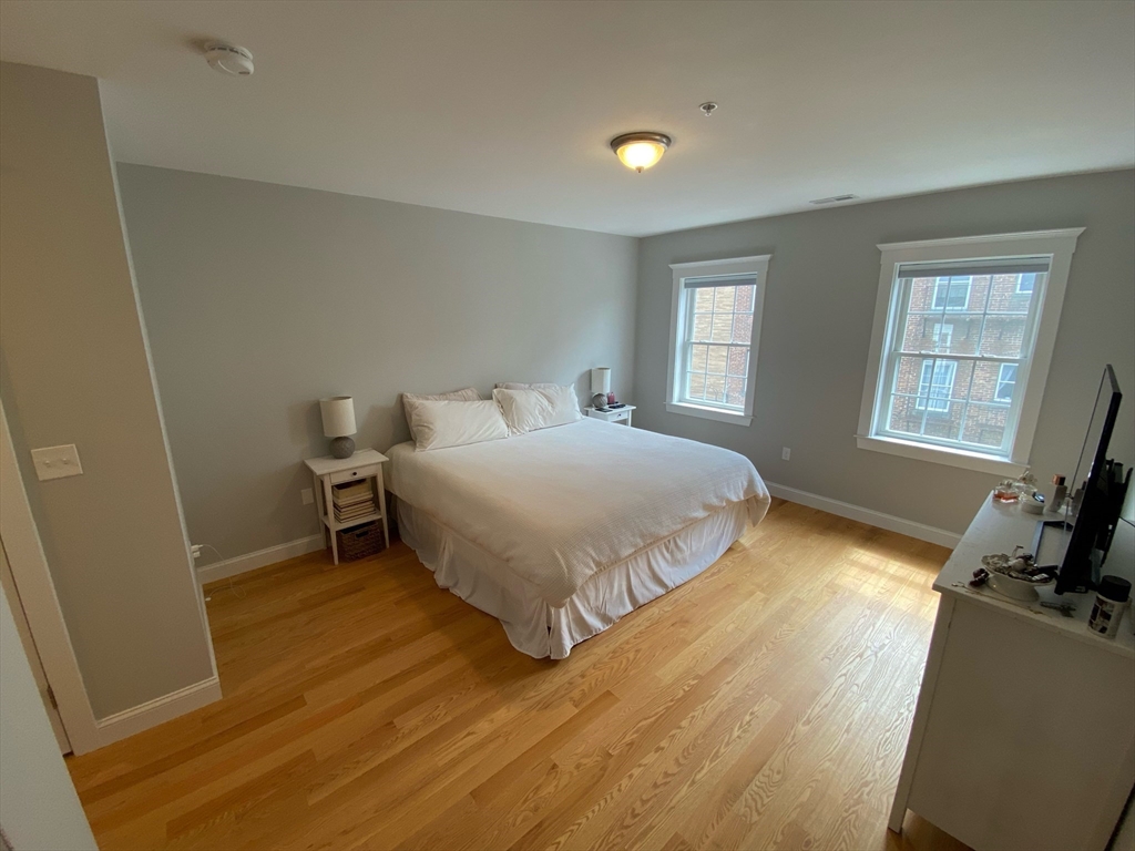16 Common Street, Unit 3 Waltham, MA 02451 - Photo 9 of 13