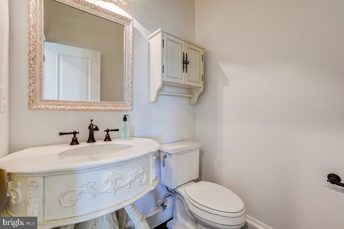 15435 Barnesville Road Boyds, MD 20841 - Photo 21 of 73