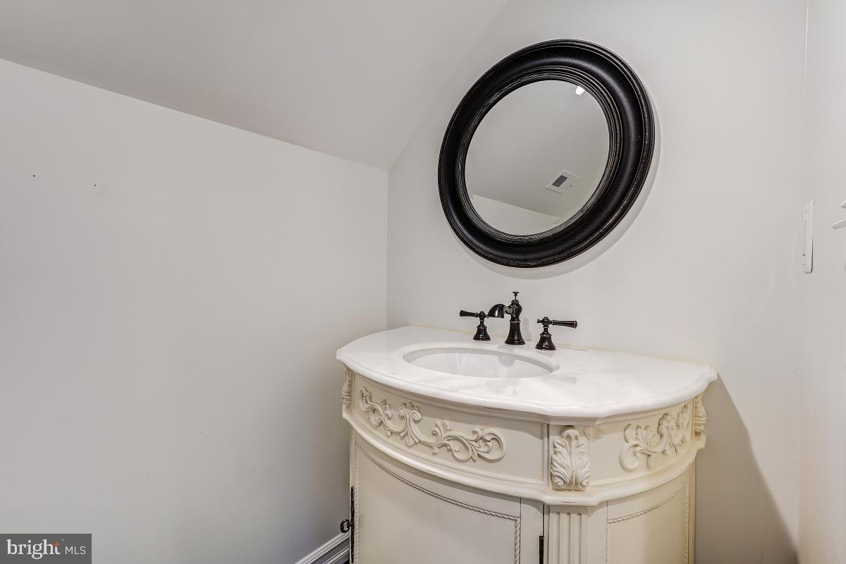 15435 Barnesville Road Boyds, MD 20841 - Photo 45 of 73