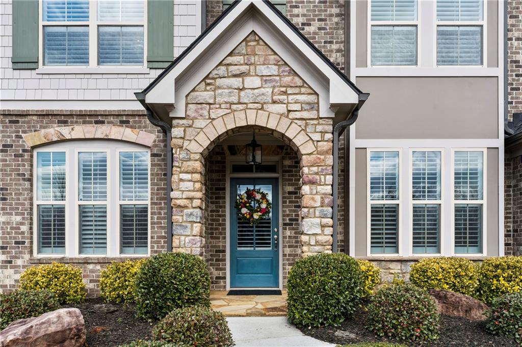340 Spotted Ridge Circle Woodstock, GA 30188 - Photo 5 of 72