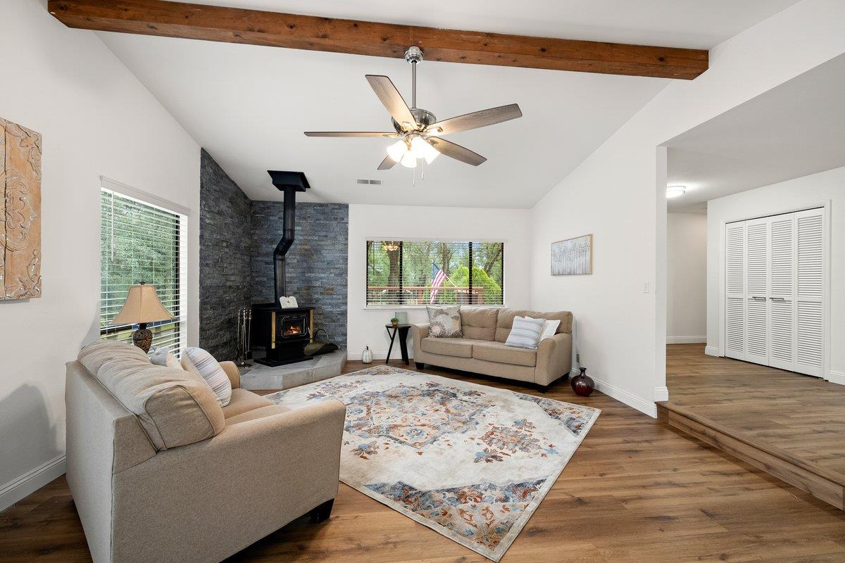 6561 Trinity Way Placerville, CA 95667 - Photo 36 of 58 a living room with furniture and a large window