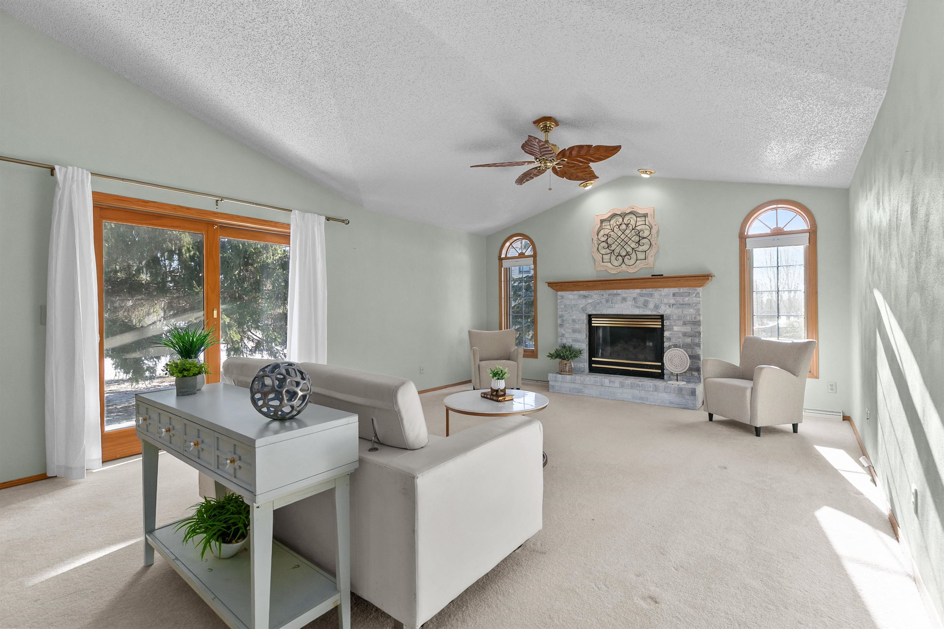 3410 South Telulah Avenue Appleton, WI 54915 - Photo 7 of 26