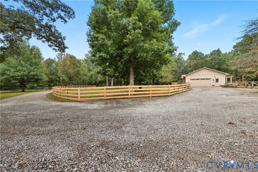 8100 Gold Acres Farm Road Prince George, VA 23875 - Photo 7 of 50