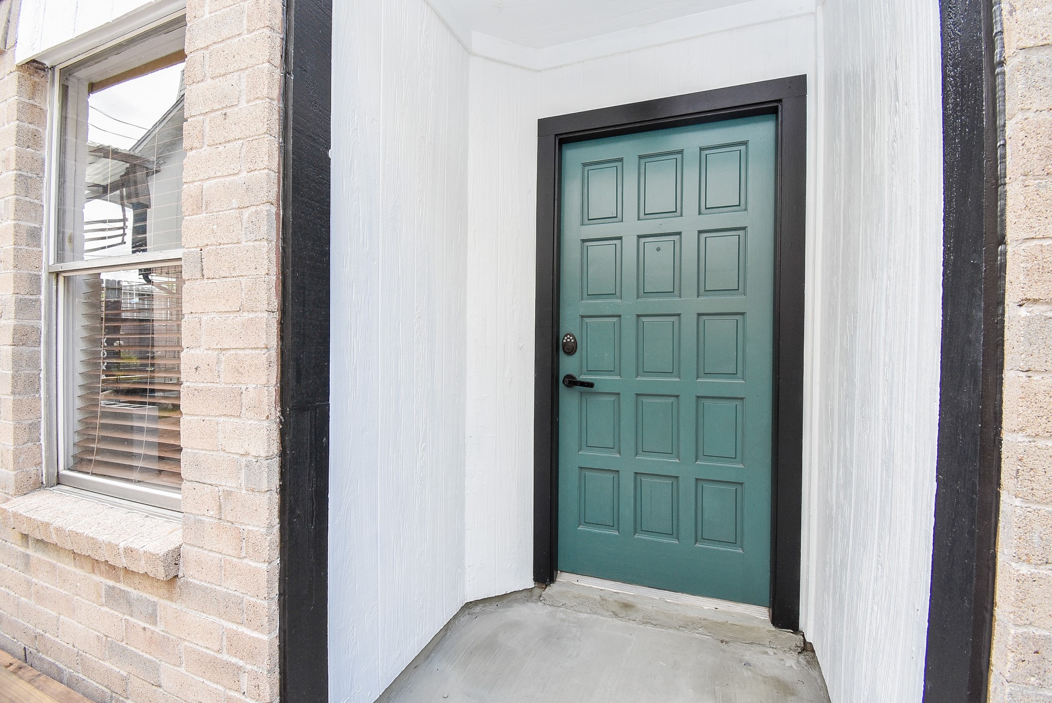 8715 Vinkins Road Houston, TX 77071 - Photo 8 of 48