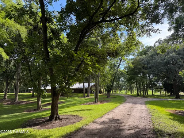 $220,000 | 131 Driveway B, Loreauville, LA 70552
