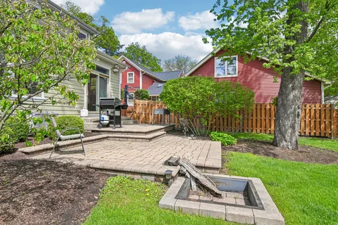 $1,145,000 | 507 North Avenue, Barrington, IL 60010