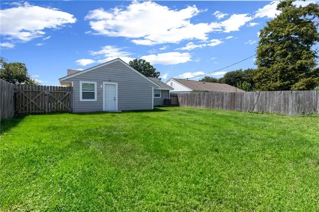 $205,000 | 116 Ursula Drive, Avondale, LA 70094