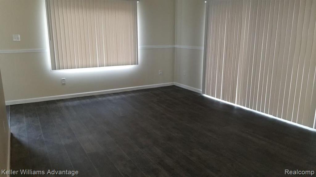 29545 Fairfax Street Southfield, MI 48076 - Photo 8 of 18