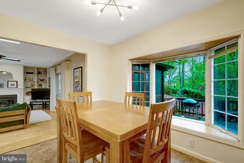 $995,000 | 6040 Redwood Lane, Alexandria, VA 22310