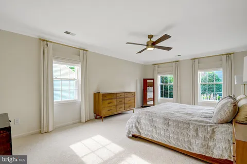 $995,000 | 6040 Redwood Lane, Alexandria, VA 22310