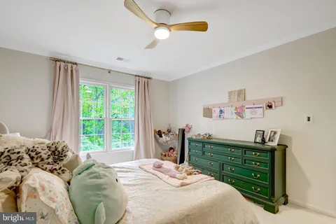 $995,000 | 6040 Redwood Lane, Alexandria, VA 22310