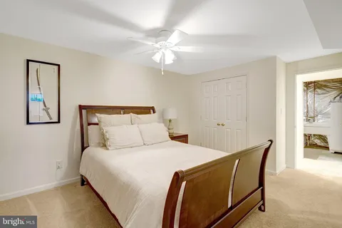 $995,000 | 6040 Redwood Lane, Alexandria, VA 22310