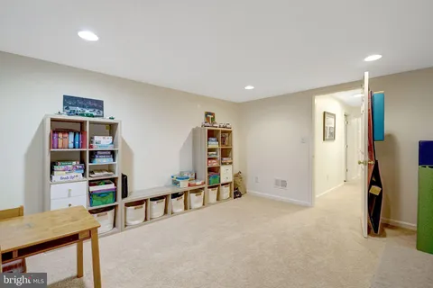 $995,000 | 6040 Redwood Lane, Alexandria, VA 22310