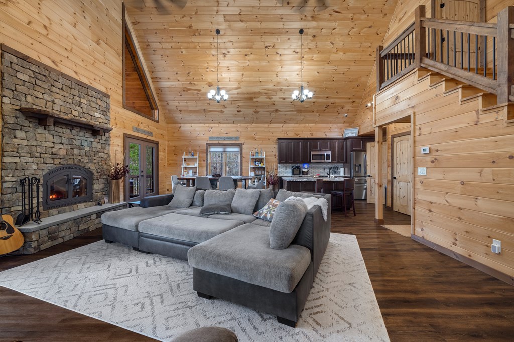 135 Grayson Point Blue Ridge, GA 30513 - Photo 9 of 46 Gallery Image 9
