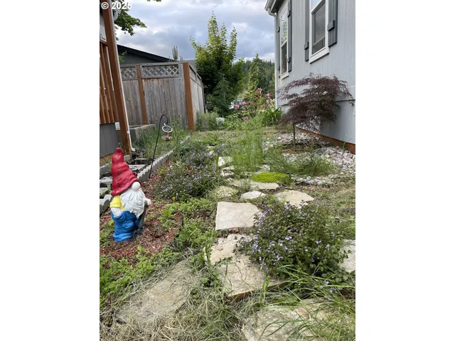 $174,900 | 10701 Southeast Highway 212, Unit C4, Clackamas, OR 97015