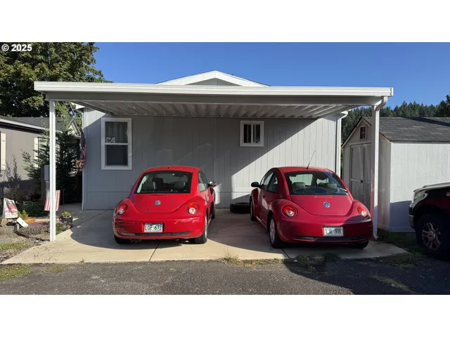 $174,900 | 10701 Southeast Highway 212, Unit C4, Clackamas, OR 97015