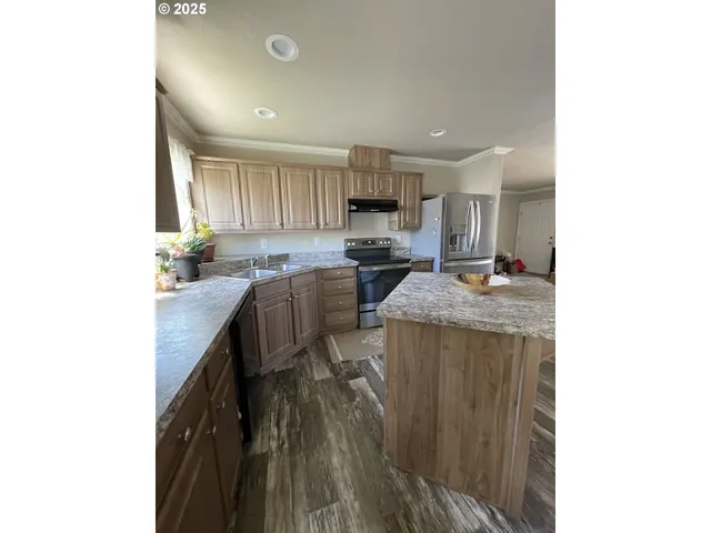 $174,900 | 10701 Southeast Highway 212, Unit C4, Clackamas, OR 97015