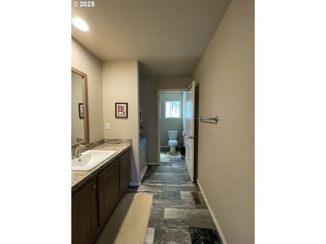 $174,900 | 10701 Southeast Highway 212, Unit C4, Clackamas, OR 97015