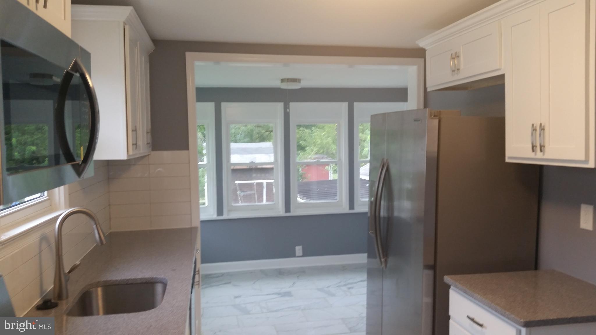 625 North Stuart Street Baltimore, MD 21221 - Photo 7 of 27 Kitchen