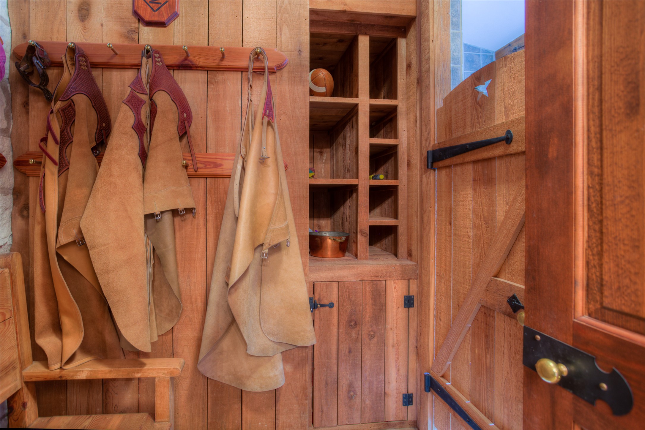 3777 Middle Creek Road Blanco, TX 78606 - Photo 20 of 40 a view of walk in closet