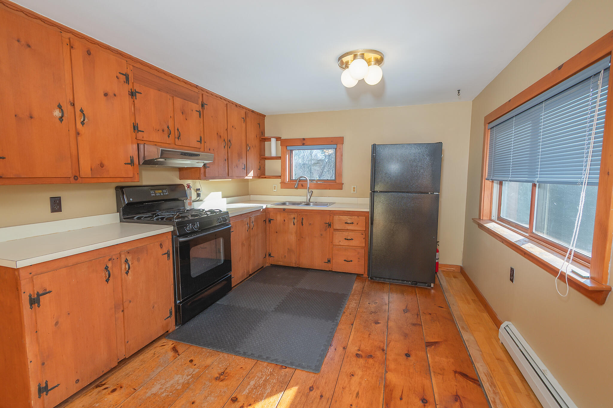 406 Industry Road Farmington, ME 04938 - Photo 22 of 59 Kitchen