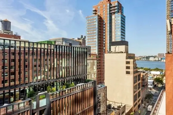 $5,950 | 517 West 29th Street, Unit 4F | Chelsea