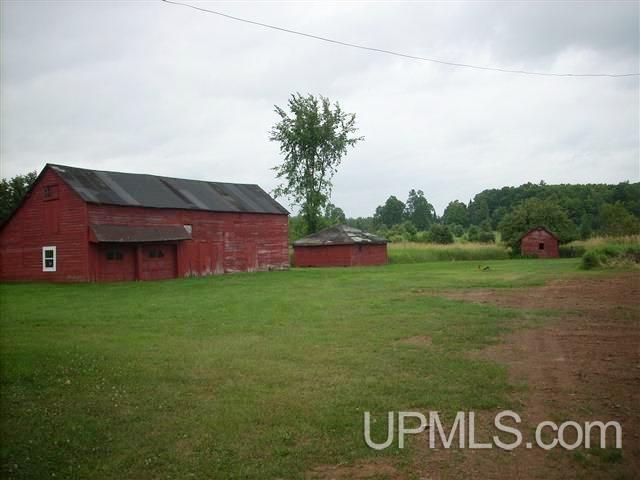 155 Buck Lake Park Road Crystal Falls, MI 49920 - Photo 2 of 13 Gallery Image 2