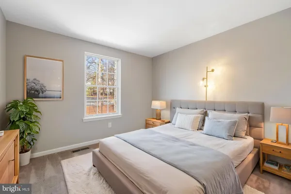 $459,000 | 7654 Stana Court, Lorton, VA 22079