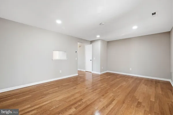 $459,000 | 7654 Stana Court, Lorton, VA 22079