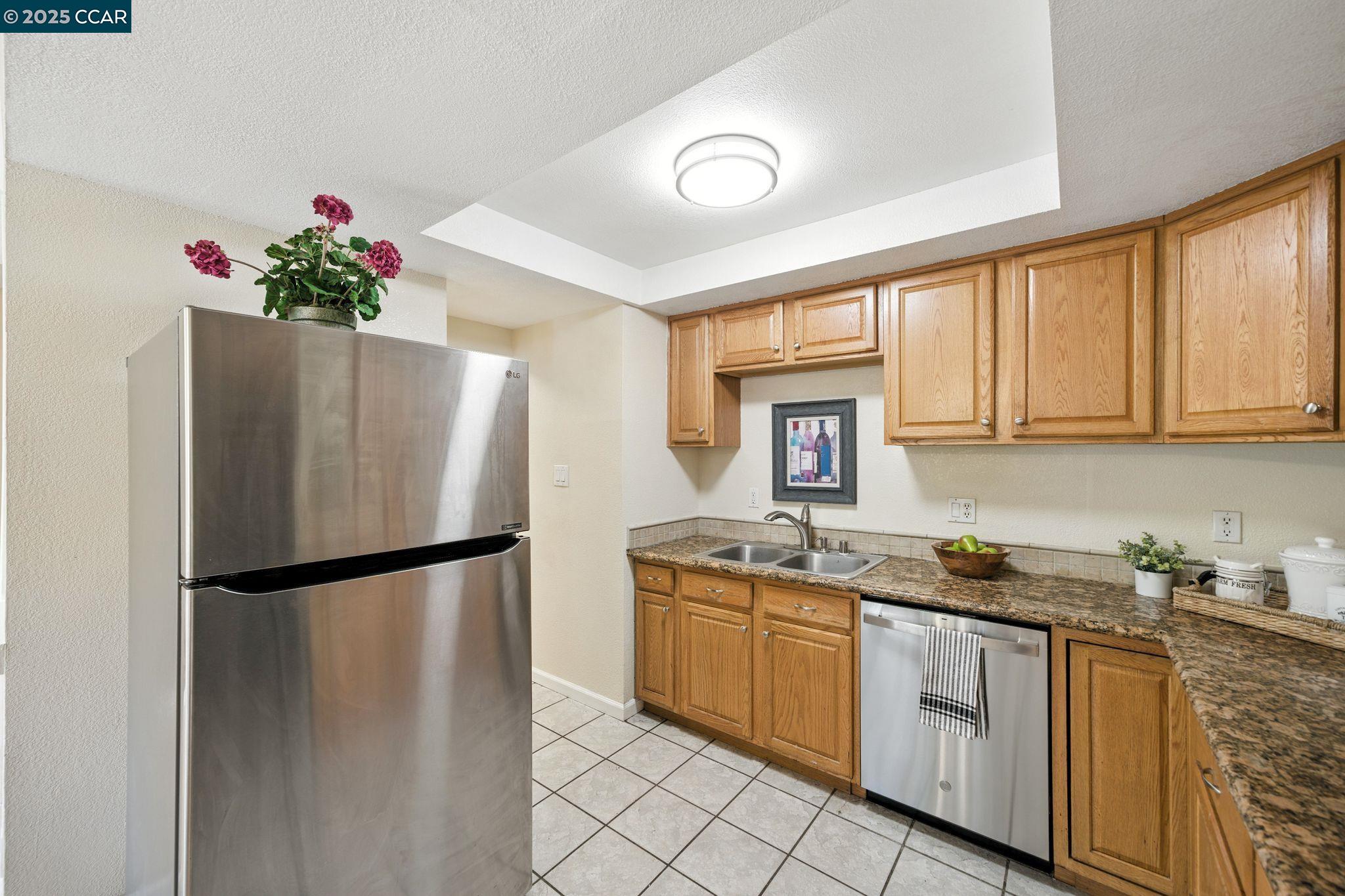 1014 Bancroft Road Concord, CA 94518 - Photo 14 of 42