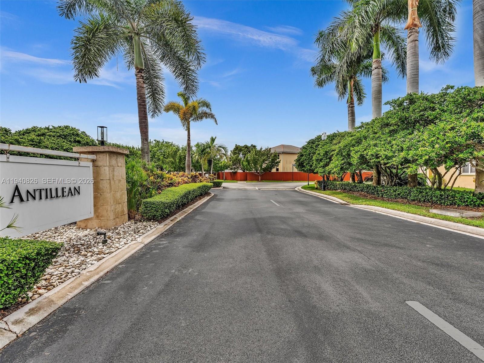 625 Southeast 30th Terrace Homestead, FL 33033 - Photo 40 of 71 a view of a street with a building in the background
