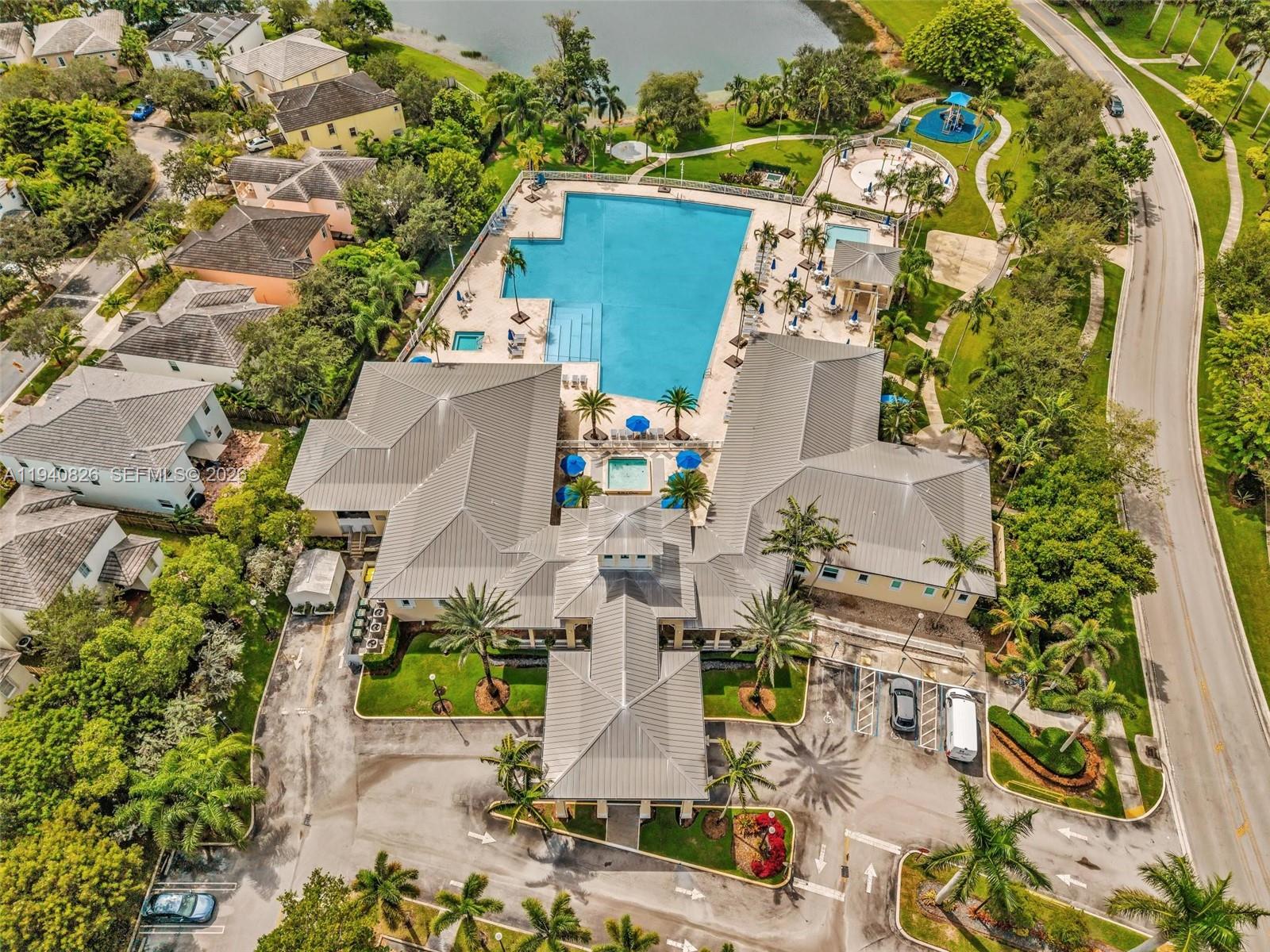 625 Southeast 30th Terrace Homestead, FL 33033 - Photo 61 of 71 an aerial view of residential houses with outdoor space and parking