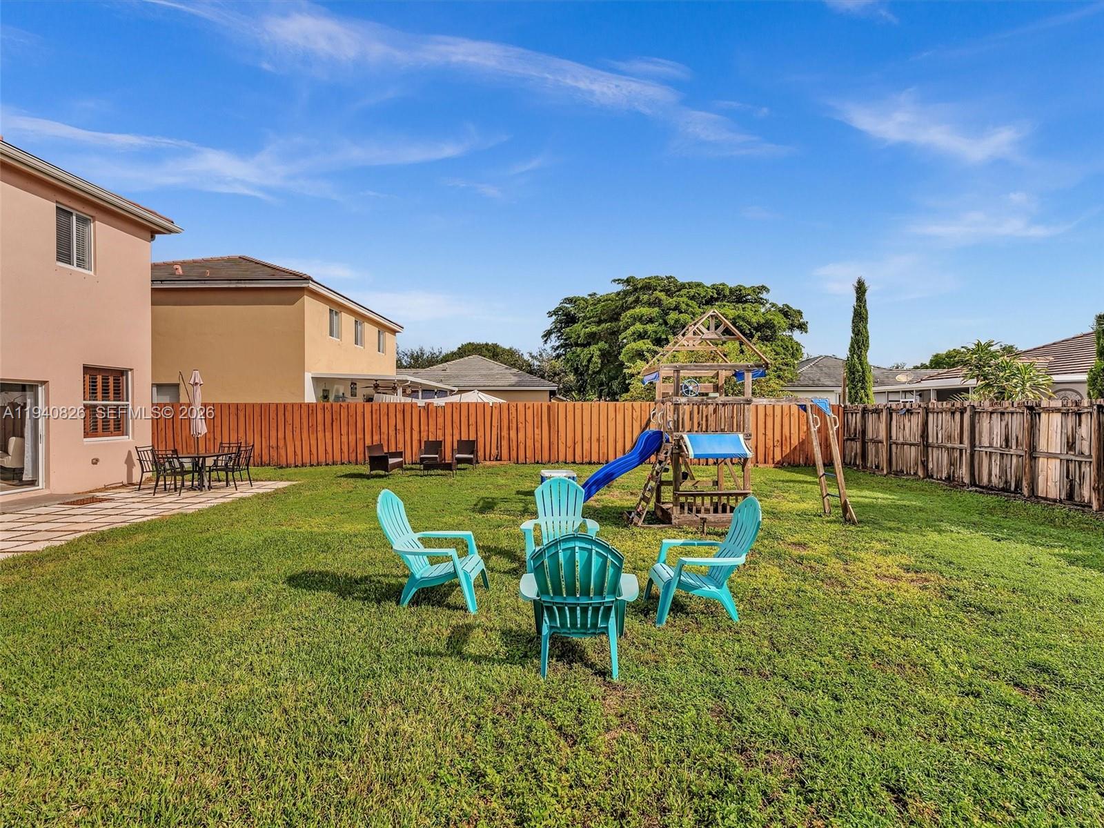 625 Southeast 30th Terrace Homestead, FL 33033 - Photo 10 of 71