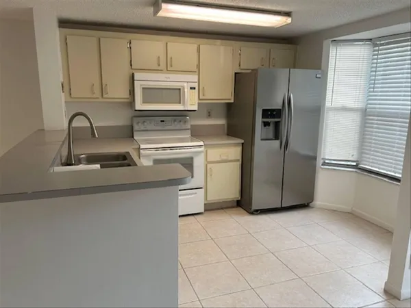 $349,900 | 2593 Northeast 15th Street, Pompano Beach, FL 33062