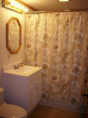 5209 North Center Road Flint, MI 48506 - Photo 7 of 10 20114402-6.JPG