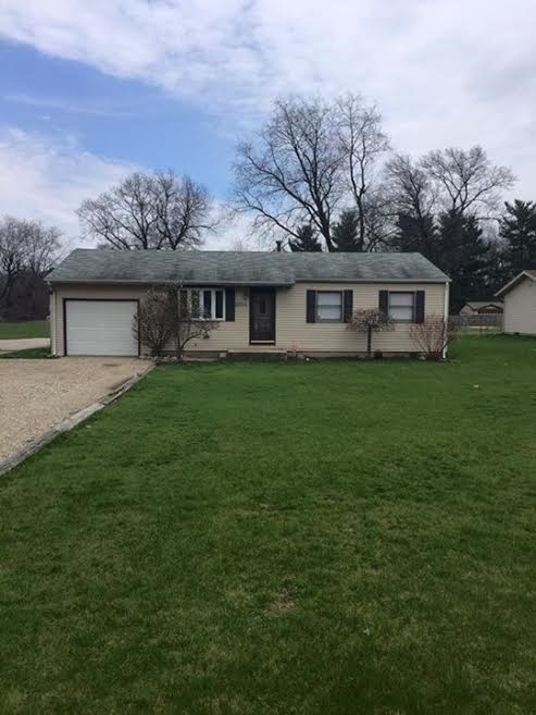 55104 Sundown Road South Bend, IN 46628 - Photo 1 of 30