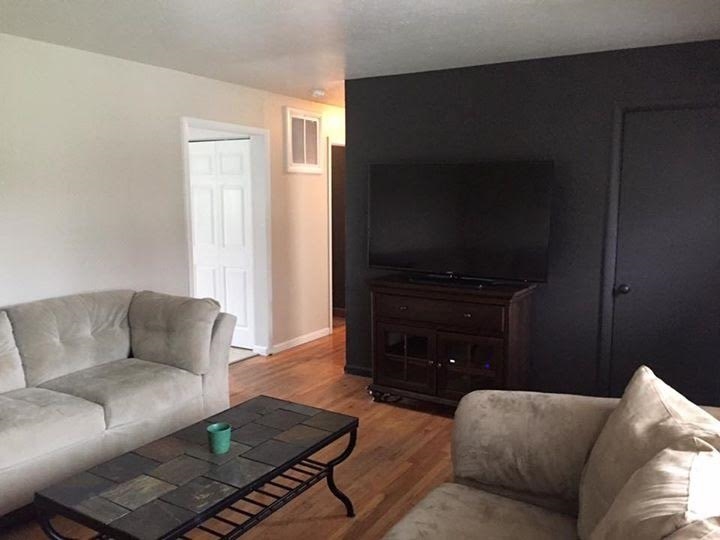 55104 Sundown Road South Bend, IN 46628 - Photo 4 of 30