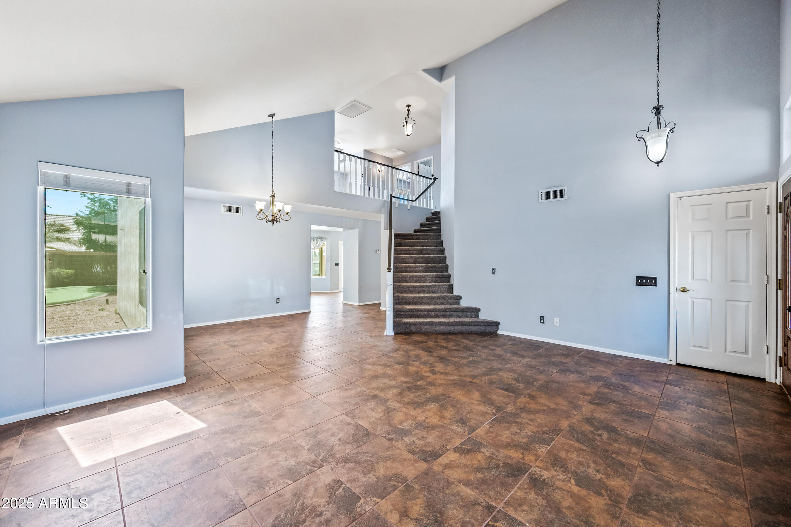 1638 North Avoca Mesa, AZ 85207 - Photo 5 of 61 7-1638NA-ocupix