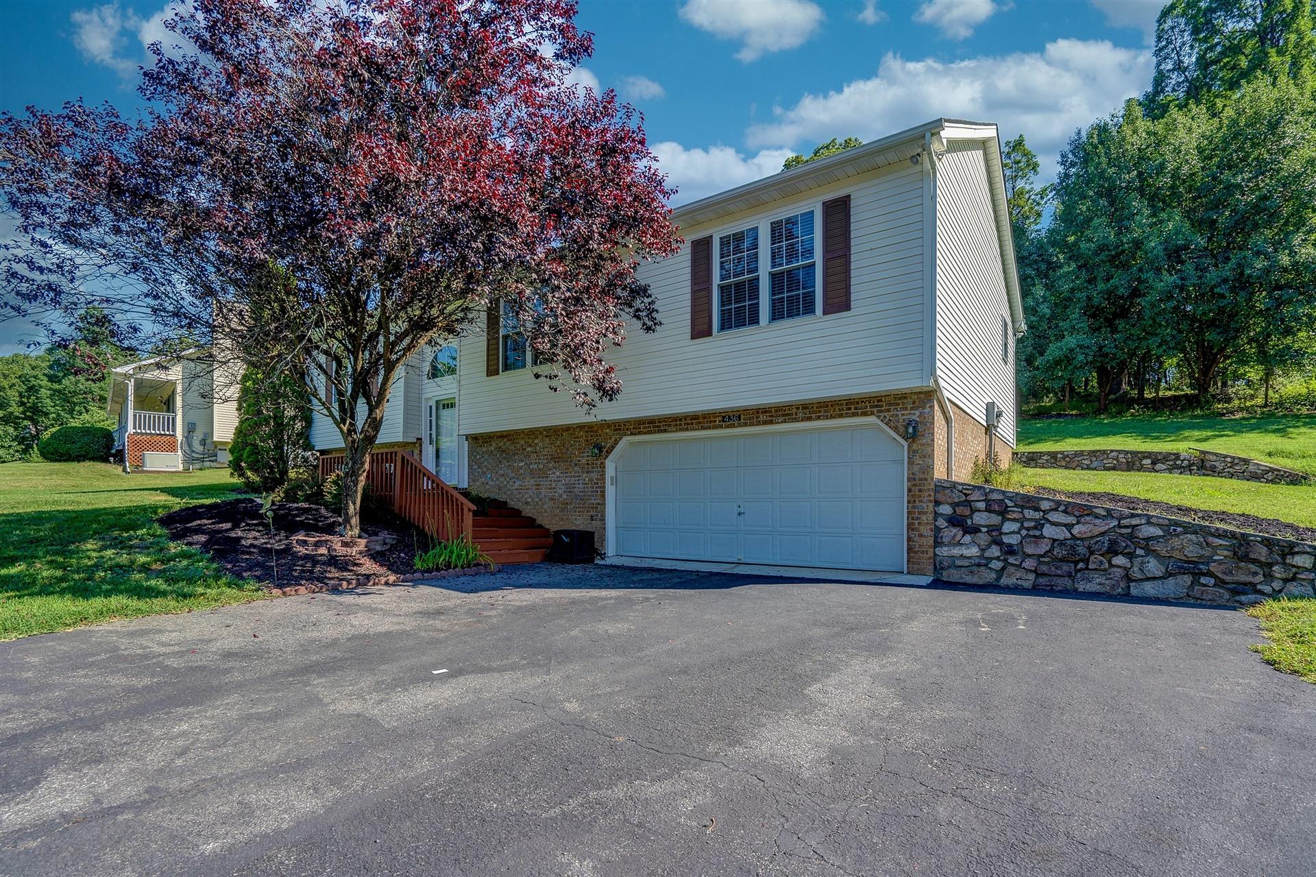 436 Scalybark Drive Blue Ridge, VA 24064 - Photo 4 of 35 Oversized garage
