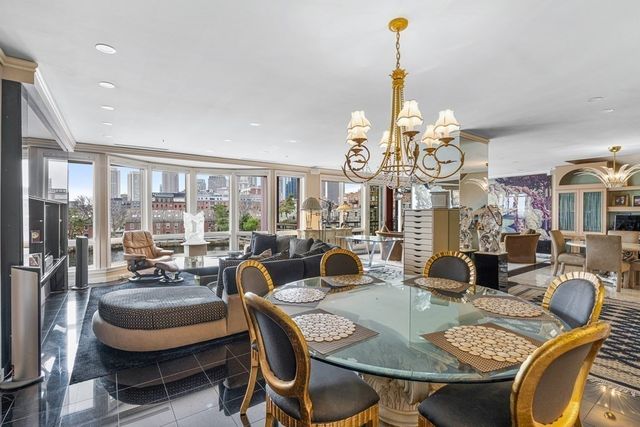 $4,050,000 | 40 Burroughs Wharf, Unit 307308, Boston, MA 02109