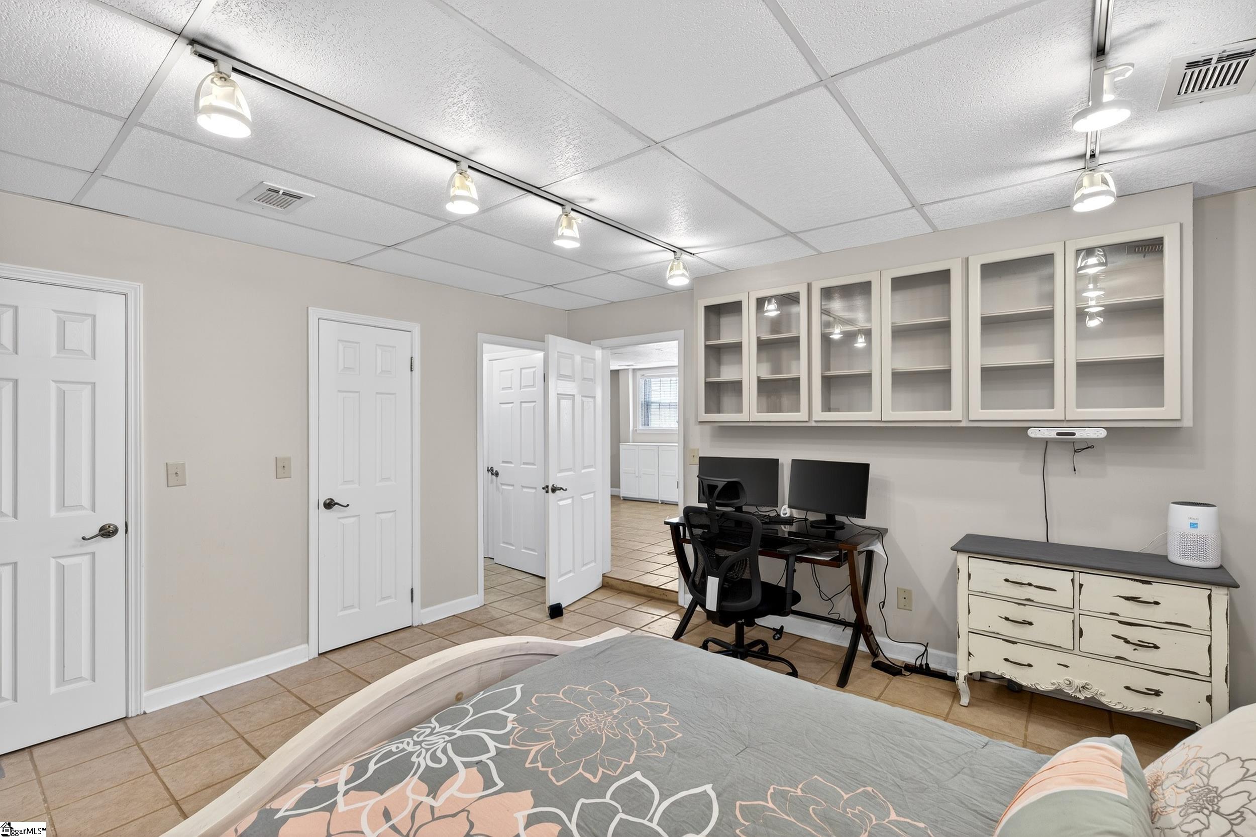 113 Holly Road Taylors, SC 29687 - Photo 13 of 50