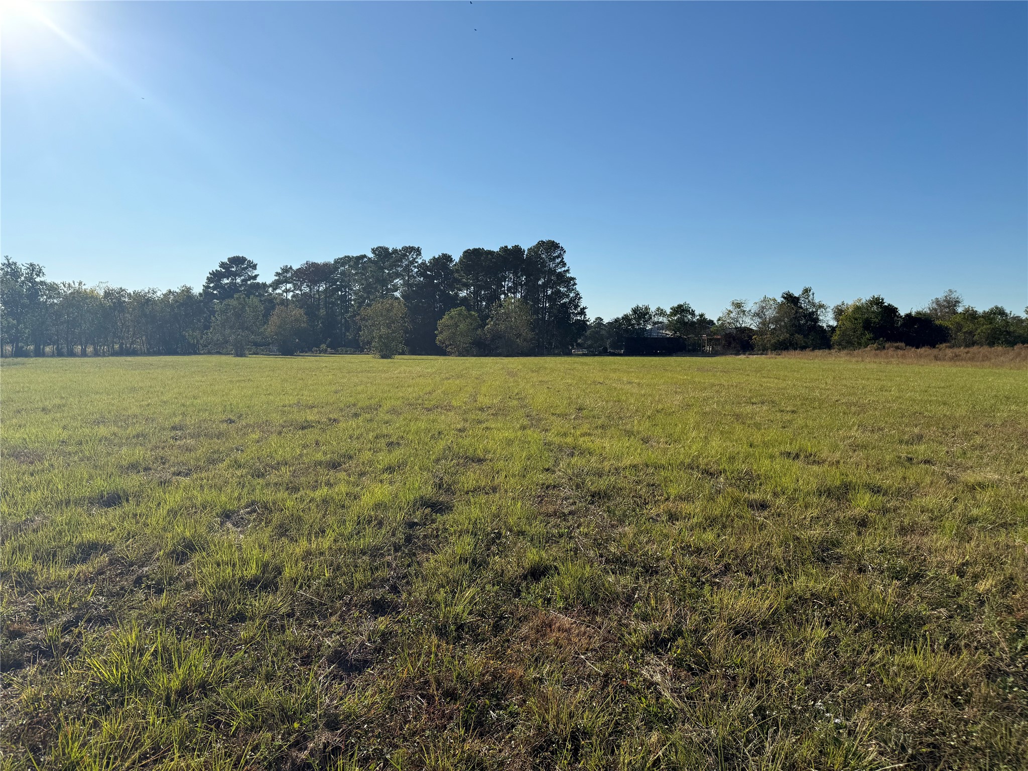 10534 Hufsmith Road Tomball, TX 77375 - Photo 28 of 34 a view of an ocean beach and mountain