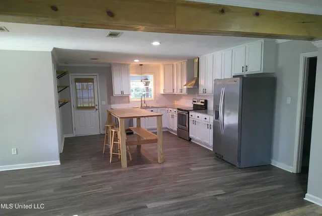 $1,650 | 209 Pinehill Drive, Ridgeland, MS 39157