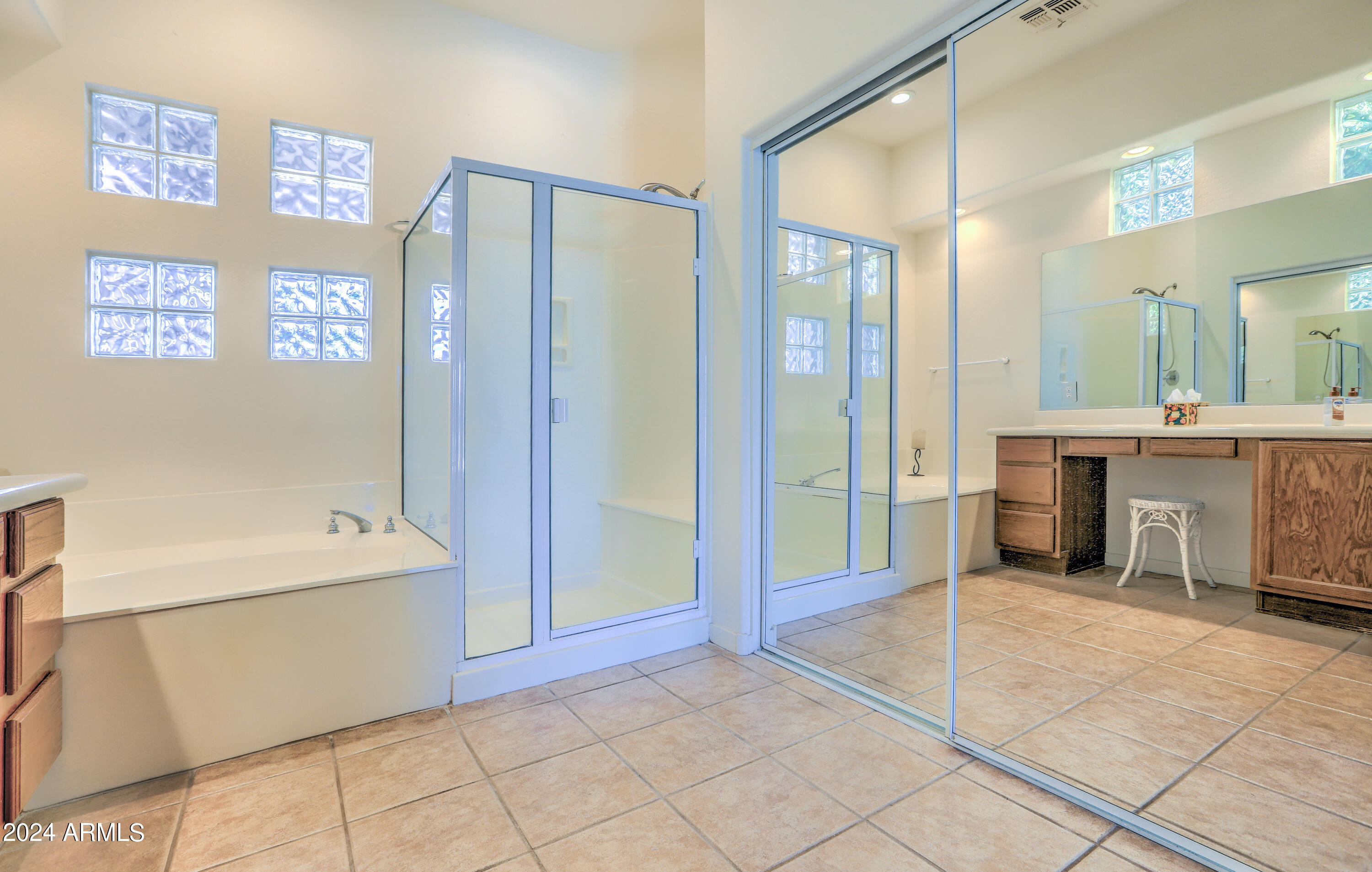 3902 East Carson Road Phoenix, AZ 85042 - Photo 24 of 37 CARSON ST-35