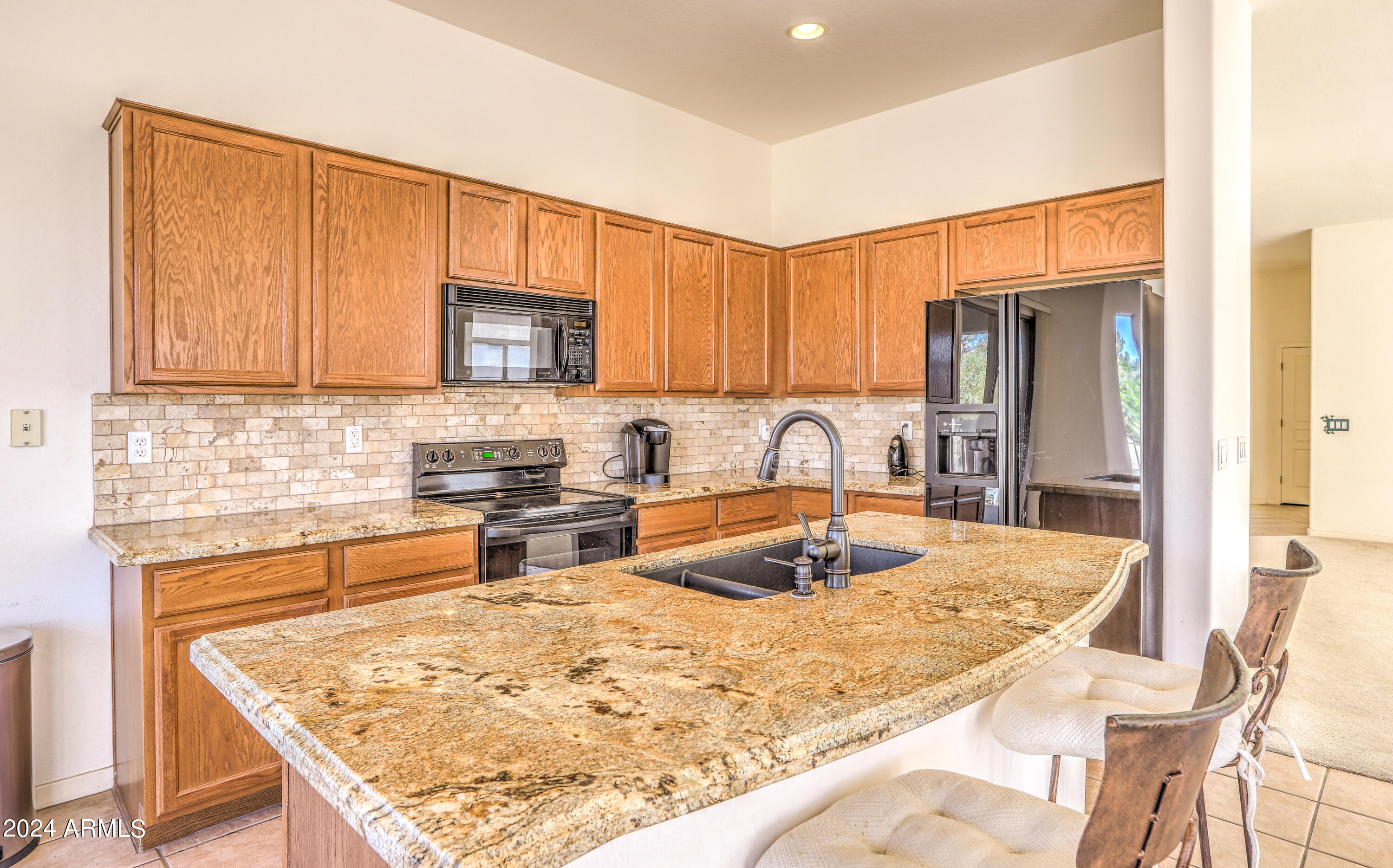 3902 East Carson Road Phoenix, AZ 85042 - Photo 7 of 37 CARSON ST-16