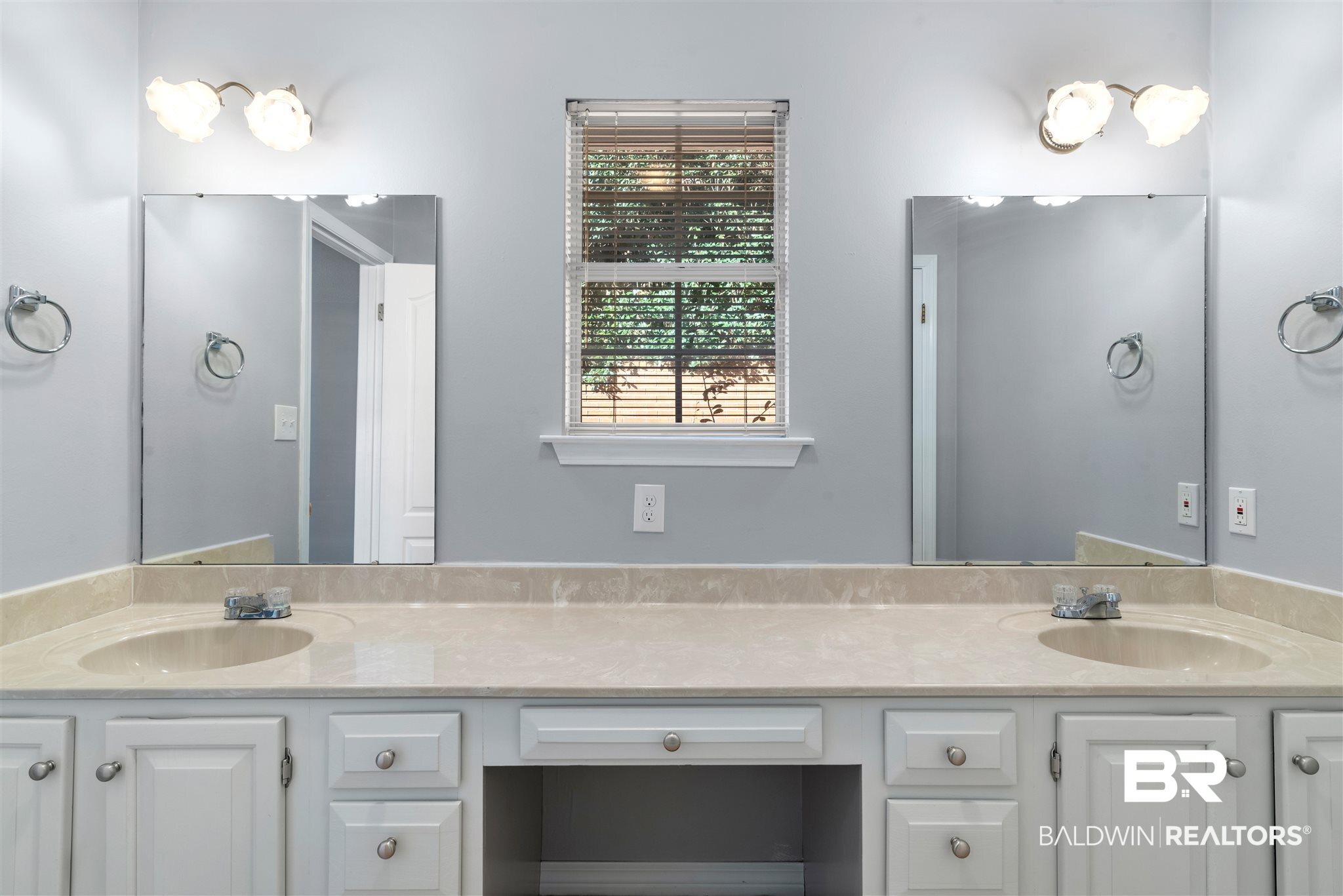 219 Bay View Drive Daphne, AL 36526 - Photo 23 of 42