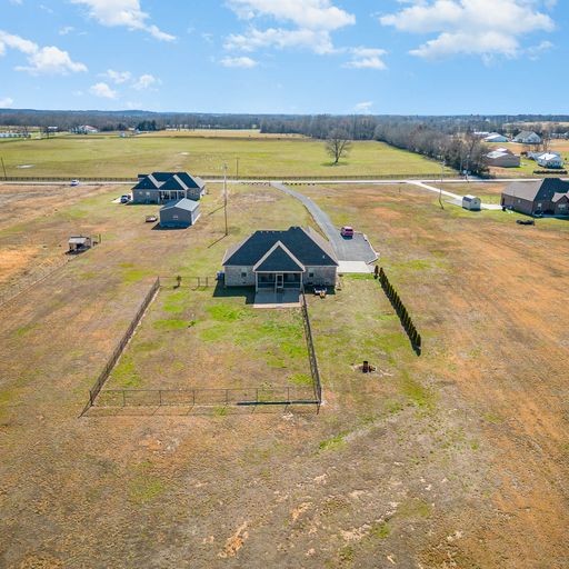1615 Kingdom Road Bell Buckle, TN 37020 - Photo 33 of 36 Gallery Image 33